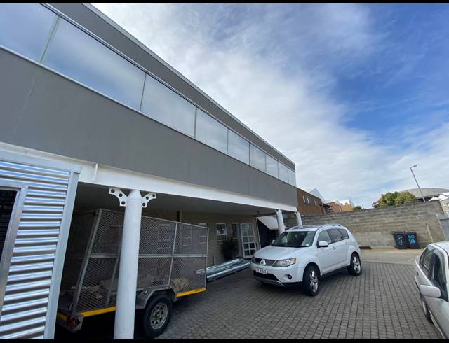 608M² WAREHOUSE FOR SALE IN KILLARNEY GARDENS